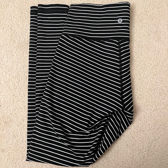 lululemon athletica Pants - Lululemon Align High-Rise Leggings 28”